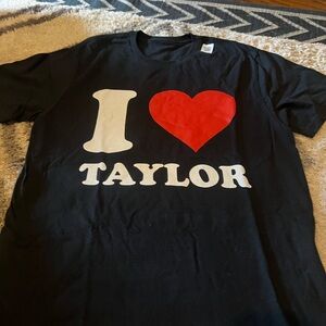 “I heart Taylor” Taylor Swift Black Cotton Tee